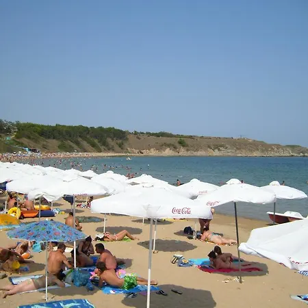Sotirovi Guest Rooms Guest house Chernomorets