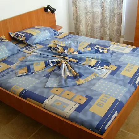 Sotirovi Guest Rooms Guest house