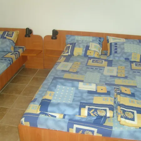 Sotirovi Guest Rooms Guest house Chernomorets